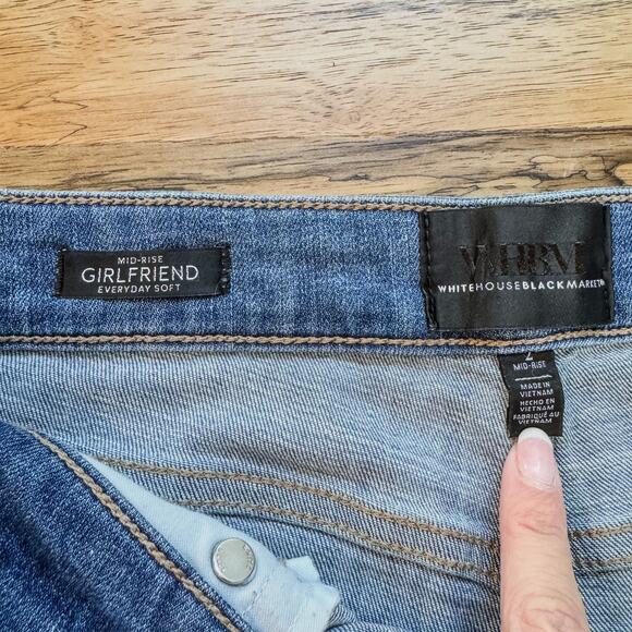 White House Black Market, Mid Rise Girlfriend Everyday Soft Jeans-Women's Size 2 - Picture 5 of 10